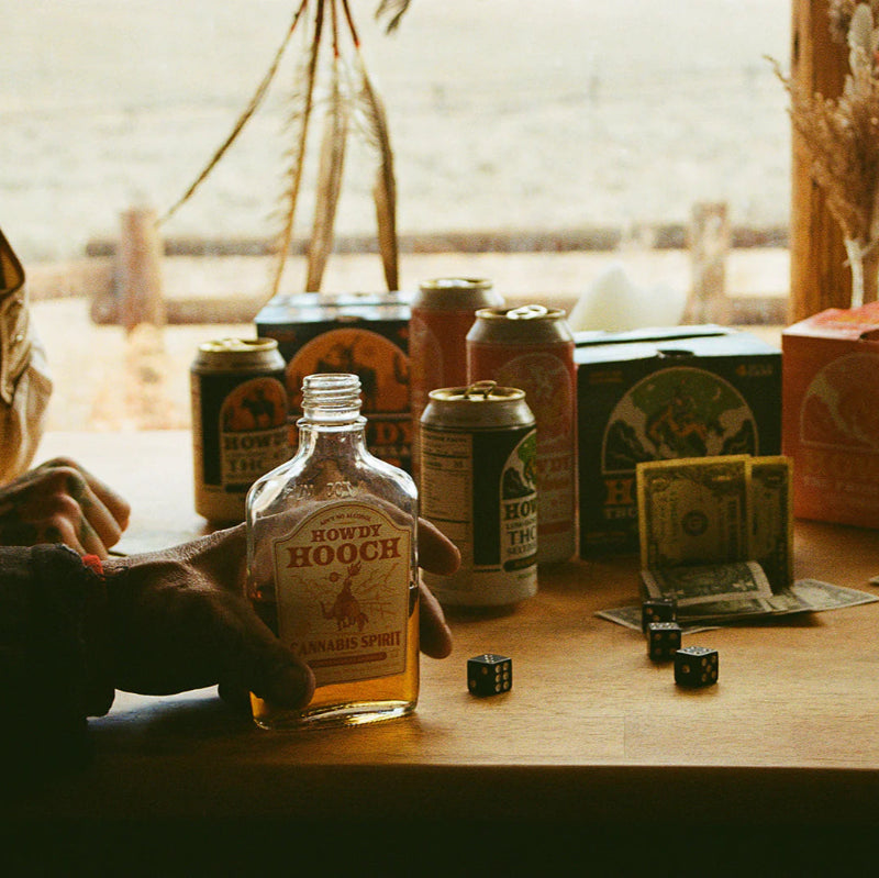 Howdy Hooch Cinnamon Spirit cannabis at bar sèchey