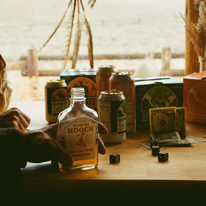 Howdy Hooch Cinnamon Spirit cannabis at bar sèchey